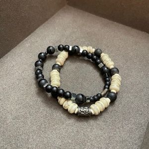 Black/Cream Beaded Bracelet Set